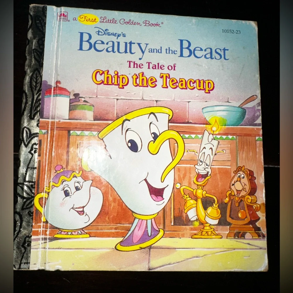 Disney's Beauty and the Beast : The Tale of Chip the Teacup - Picture 1 of 4